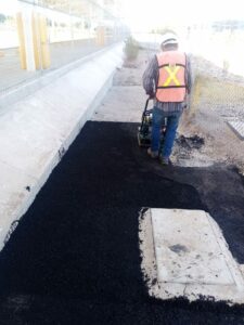 Trabajos en estacionamiento en Planta Ford
